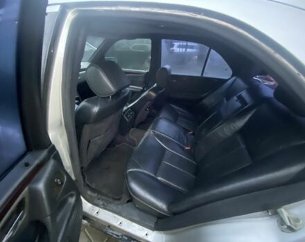 Сірий Мерседес Е-Клас, об'ємом двигуна 2.2 л та пробігом 1000 тис. км за 2700 $, фото 6 на Automoto.ua