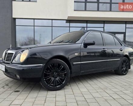 Сірий Мерседес Е-Клас, об'ємом двигуна 2 л та пробігом 245 тис. км за 3750 $, фото 58 на Automoto.ua