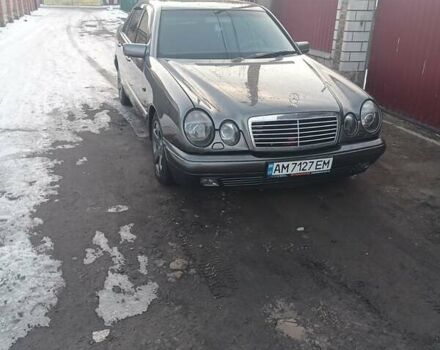 Сірий Мерседес Е-Клас, об'ємом двигуна 3 л та пробігом 180 тис. км за 5800 $, фото 7 на Automoto.ua