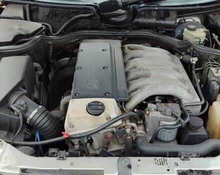 Мерседес Е-Класс 1997 в Кривом Роге на Automoto.ua Серый Мерседес Е-Класс, объемом двигателя 3 л и пробегом 247 тыс. км за 6800 $, фото 10 на Automoto.ua