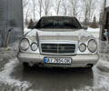 Серый Мерседес Е-Класс, объемом двигателя 2.2 л и пробегом 515 тыс. км за 3000 $, фото 1 на Automoto.ua