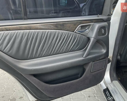 Серый Мерседес Е-Класс, объемом двигателя 2.8 л и пробегом 346 тыс. км за 4800 $, фото 23 на Automoto.ua