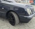 Сірий Мерседес Е-Клас, об'ємом двигуна 2 л та пробігом 245 тис. км за 3750 $, фото 29 на Automoto.ua