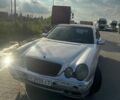 Сірий Мерседес Е-Клас, об'ємом двигуна 2 л та пробігом 300 тис. км за 2100 $, фото 1 на Automoto.ua