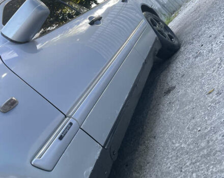 Серый Мерседес Е-Класс, объемом двигателя 3.2 л и пробегом 375 тыс. км за 2700 $, фото 3 на Automoto.ua