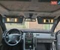 Серый Мерседес Е-Класс, объемом двигателя 4.3 л и пробегом 300 тыс. км за 4400 $, фото 24 на Automoto.ua