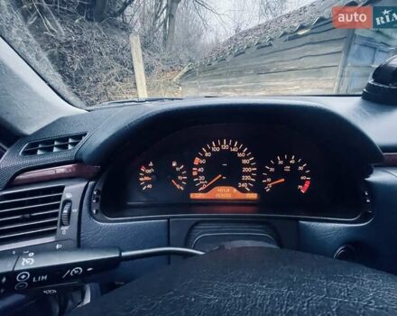 Сірий Мерседес Е-Клас, об'ємом двигуна 2.4 л та пробігом 460 тис. км за 2700 $, фото 1 на Automoto.ua