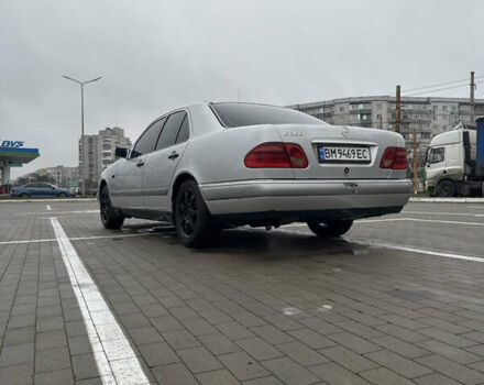 Серый Мерседес Е-Класс, объемом двигателя 2 л и пробегом 470 тыс. км за 3500 $, фото 3 на Automoto.ua