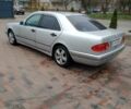 Сірий Мерседес Е-Клас, об'ємом двигуна 2 л та пробігом 370 тис. км за 3500 $, фото 3 на Automoto.ua