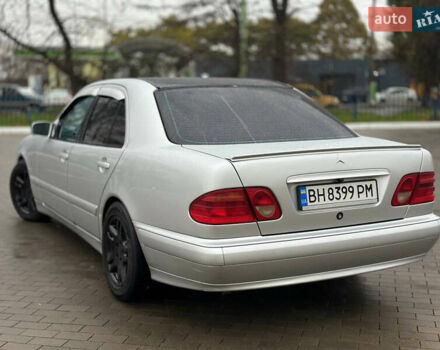 Сірий Мерседес Е-Клас, об'ємом двигуна 3 л та пробігом 382 тис. км за 5000 $, фото 8 на Automoto.ua