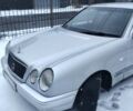 Серый Мерседес Е-Класс, объемом двигателя 2 л и пробегом 410 тыс. км за 3000 $, фото 1 на Automoto.ua