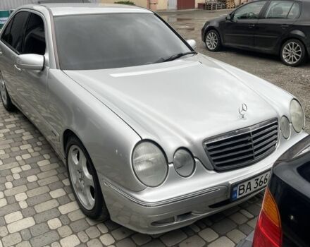 Мерседес Е-Класс 1998 в Киеве на Automoto.ua Серый Мерседес Е-Класс, объемом двигателя 3 л и пробегом 227 тыс. км за 4900 $, фото 1 на Automoto.ua