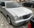 Мерседес Е-Класс 1998 в Киеве на Automoto.ua Серый Мерседес Е-Класс, объемом двигателя 3 л и пробегом 227 тыс. км за 4900 $, фото 1 на Automoto.ua
