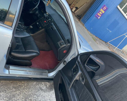 Серый Мерседес Е-Класс, объемом двигателя 3.2 л и пробегом 375 тыс. км за 2700 $, фото 10 на Automoto.ua