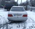 Серый Мерседес Е-Класс, объемом двигателя 2 л и пробегом 410 тыс. км за 3000 $, фото 9 на Automoto.ua