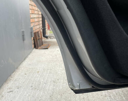 Серый Мерседес Е-Класс, объемом двигателя 3.2 л и пробегом 380 тыс. км за 2750 $, фото 25 на Automoto.ua