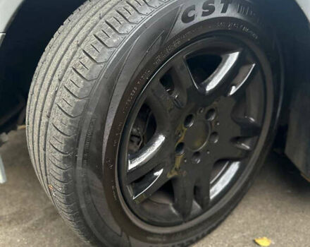 Сірий Мерседес Е-Клас, об'ємом двигуна 3 л та пробігом 382 тис. км за 5000 $, фото 44 на Automoto.ua