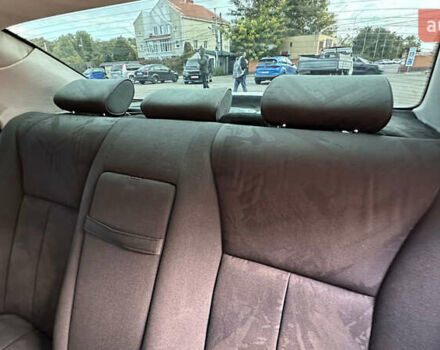 Сірий Мерседес Е-Клас, об'ємом двигуна 3 л та пробігом 382 тис. км за 5000 $, фото 40 на Automoto.ua