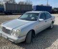 Сірий Мерседес Е-Клас, об'ємом двигуна 2.9 л та пробігом 350 тис. км за 3000 $, фото 1 на Automoto.ua