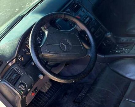 Сірий Мерседес Е-Клас, об'ємом двигуна 2.8 л та пробігом 350 тис. км за 2499 $, фото 8 на Automoto.ua