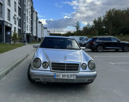 Мерседес Е-Класс 1998 в Львове на Automoto.ua Серый Мерседес Е-Класс, объемом двигателя 3 л и пробегом 569 тыс. км за 4900 $, фото 1 на Automoto.ua