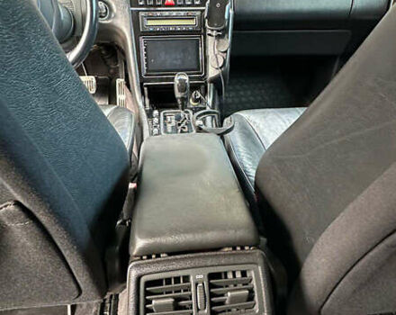 Сірий Мерседес Е-Клас, об'ємом двигуна 3 л та пробігом 382 тис. км за 5000 $, фото 38 на Automoto.ua