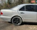 Сірий Мерседес Е-Клас, об'ємом двигуна 2 л та пробігом 400 тис. км за 3000 $, фото 7 на Automoto.ua