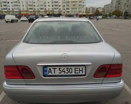 Серый Мерседес Е-Класс, объемом двигателя 2.5 л и пробегом 411 тыс. км за 4200 $, фото 6 на Automoto.ua