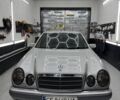 Серый Мерседес Е-Класс, объемом двигателя 3.2 л и пробегом 200 тыс. км за 8000 $, фото 1 на Automoto.ua