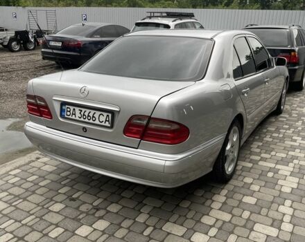 Мерседес Е-Класс 1998 в Киеве на Automoto.ua Серый Мерседес Е-Класс, объемом двигателя 3 л и пробегом 227 тыс. км за 4900 $, фото 7 на Automoto.ua
