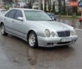 Серый Мерседес Е-Класс, объемом двигателя 2.2 л и пробегом 300 тыс. км за 1850 $, фото 1 на Automoto.ua