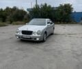 Серый Мерседес Е-Класс, объемом двигателя 2.8 л и пробегом 325 тыс. км за 4150 $, фото 1 на Automoto.ua