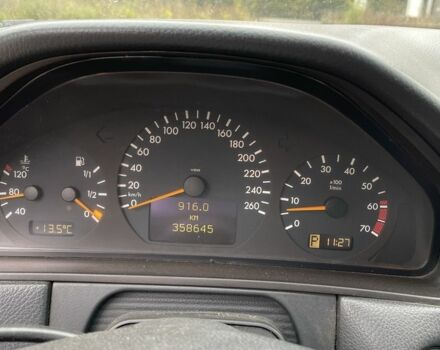 Серый Мерседес Е-Класс, объемом двигателя 2.8 л и пробегом 325 тыс. км за 4000 $, фото 6 на Automoto.ua