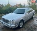 Сірий Мерседес Е-Клас, об'ємом двигуна 3 л та пробігом 420 тис. км за 2600 $, фото 1 на Automoto.ua