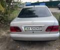 Мерседес Е-Класс 1999 в Киеве на Automoto.ua Серый Мерседес Е-Класс, объемом двигателя 2.15 л и пробегом 403 тыс. км за 4600 $, фото 1 на Automoto.ua