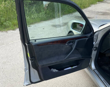 Серый Мерседес Е-Класс, объемом двигателя 2.15 л и пробегом 400 тыс. км за 4950 $, фото 12 на Automoto.ua