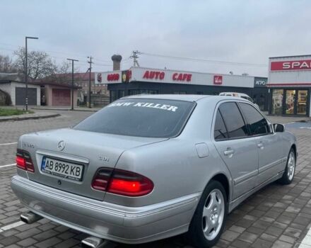 Серый Мерседес Е-Класс, объемом двигателя 3.2 л и пробегом 350 тыс. км за 5200 $, фото 2 на Automoto.ua