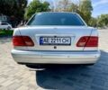 Сірий Мерседес Е-Клас, об'ємом двигуна 2 л та пробігом 360 тис. км за 6900 $, фото 4 на Automoto.ua