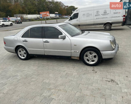 Мерседес Е-Класс 1999 в Тернополе на Automoto.ua Серый Мерседес Е-Класс, объемом двигателя 2.8 л и пробегом 290 тыс. км за 2900 $, фото 1 на Automoto.ua