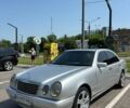 Серый Мерседес Е-Класс, объемом двигателя 2.15 л и пробегом 369 тыс. км за 3700 $, фото 1 на Automoto.ua