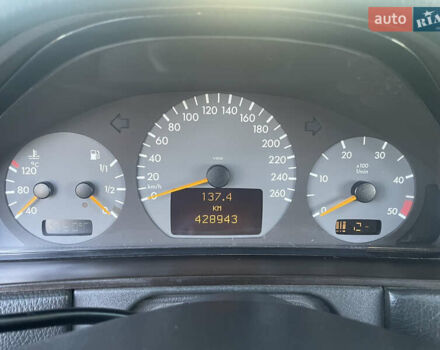 Мерседес Е-Класс 1999 в Одессе на Automoto.ua Серый Мерседес Е-Класс, объемом двигателя 3.2 л и пробегом 430 тыс. км за 3200 $, фото 6 на Automoto.ua