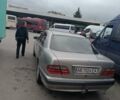 Серый Мерседес Е-Класс, объемом двигателя 2.1 л и пробегом 500 тыс. км за 4500 $, фото 4 на Automoto.ua