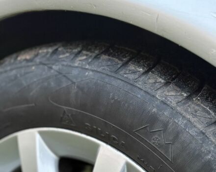 Серый Мерседес Е-Класс, объемом двигателя 2.7 л и пробегом 420 тыс. км за 4500 $, фото 11 на Automoto.ua