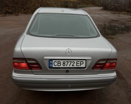 Сірий Мерседес Е-Клас, об'ємом двигуна 2.7 л та пробігом 280 тис. км за 5999 $, фото 3 на Automoto.ua