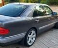 Сірий Мерседес Е-Клас, об'ємом двигуна 4.3 л та пробігом 285 тис. км за 5000 $, фото 9 на Automoto.ua