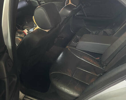 Серый Мерседес Е-Класс, объемом двигателя 2.2 л и пробегом 698 тыс. км за 4800 $, фото 7 на Automoto.ua