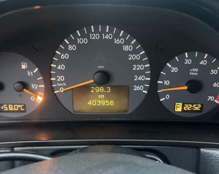 Серый Мерседес Е-Класс, объемом двигателя 3.2 л и пробегом 400 тыс. км за 2700 $, фото 12 на Automoto.ua