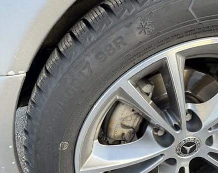 Серый Мерседес Е-Класс, объемом двигателя 2.69 л и пробегом 350 тыс. км за 4500 $, фото 9 на Automoto.ua