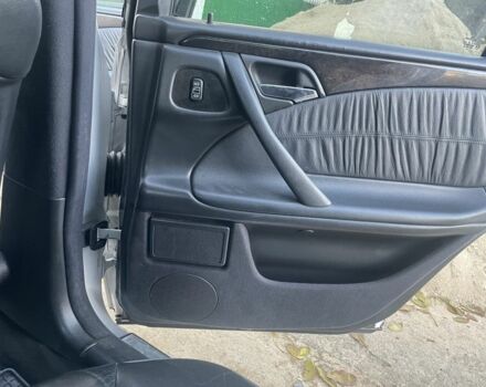 Сірий Мерседес Е-Клас, об'ємом двигуна 3.2 л та пробігом 430 тис. км за 3200 $, фото 11 на Automoto.ua