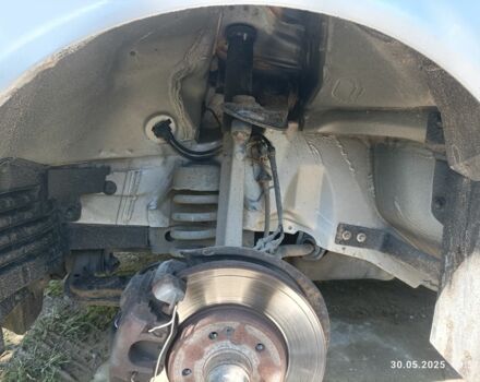 Серый Мерседес Е-Класс, объемом двигателя 2.1 л и пробегом 305 тыс. км за 7647 $, фото 3 на Automoto.ua